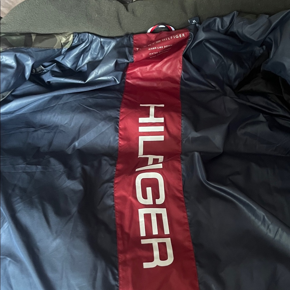 Tommy Hilfiger Camo Puffer Jacket NWOT - Picture 12 of 12